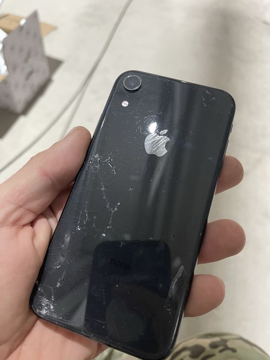 Продам хр и Apple watch 5