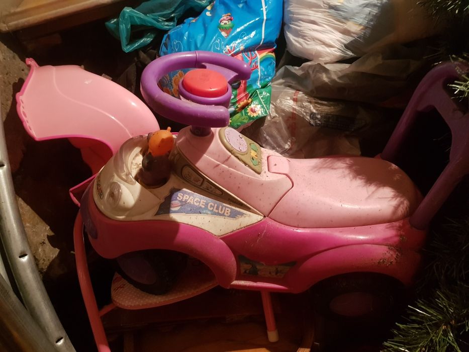 Продам детскую машинку