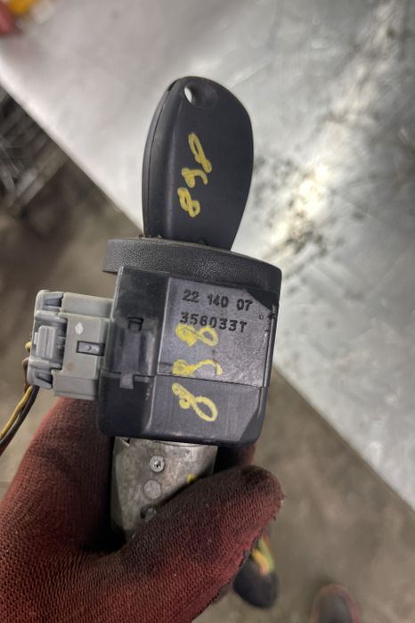 Cititor cheie / Inel contact 356033T Dacia Logan prima generatie