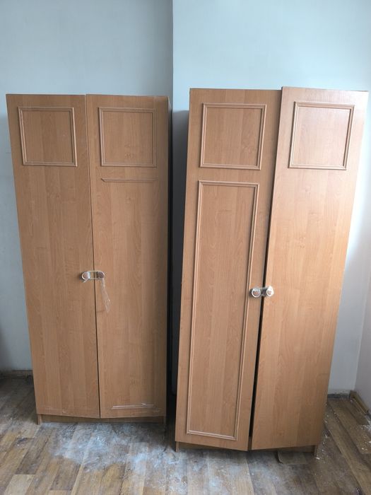 Отдам бесплатно шкафы