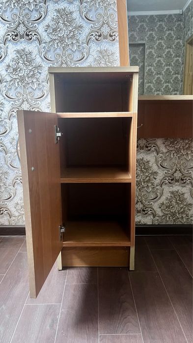 Туалетный столик / Трюмо с зеркалом