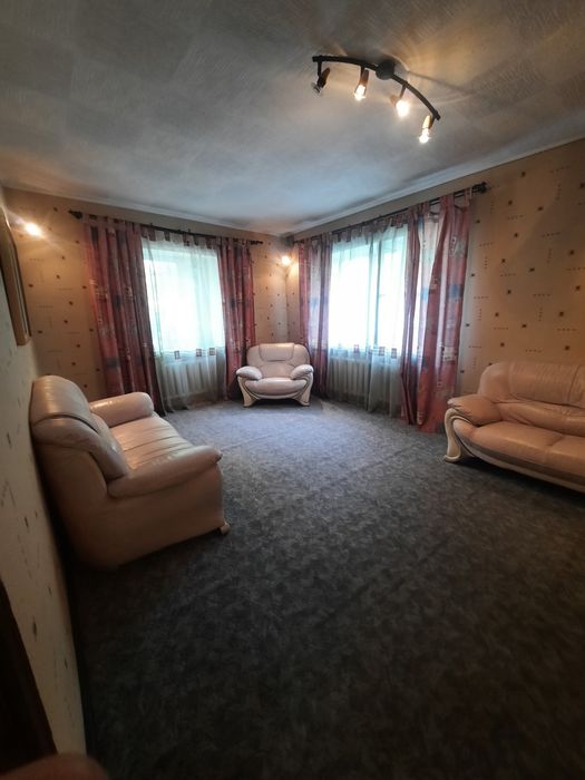 Сдам котедж  посуточно