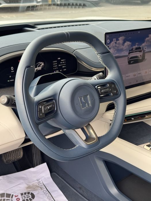 Zeekr 001 Z-sport/ 2600 km probeg