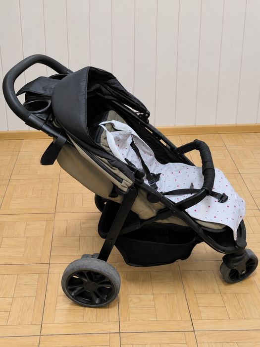 Прогулочная коляска Joie Litetrax 4