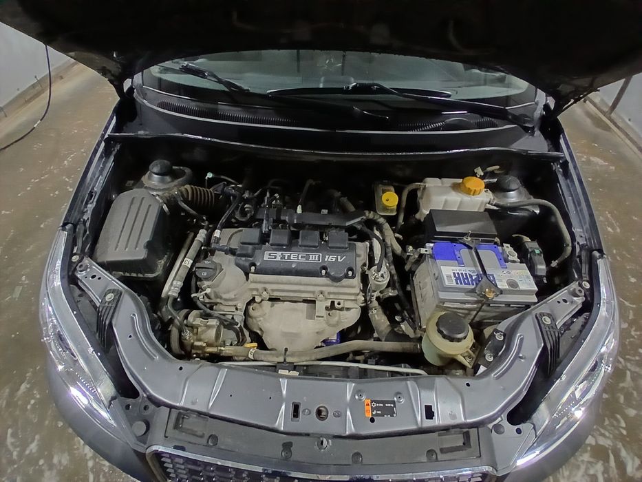 Продам автомобиль Chevrolet Nexia R3