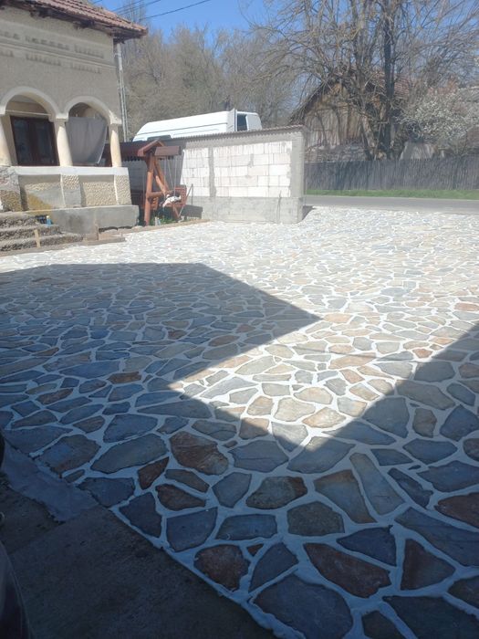 Piatră naturală de munte premium – rezistență pe viață, aspect deosebit