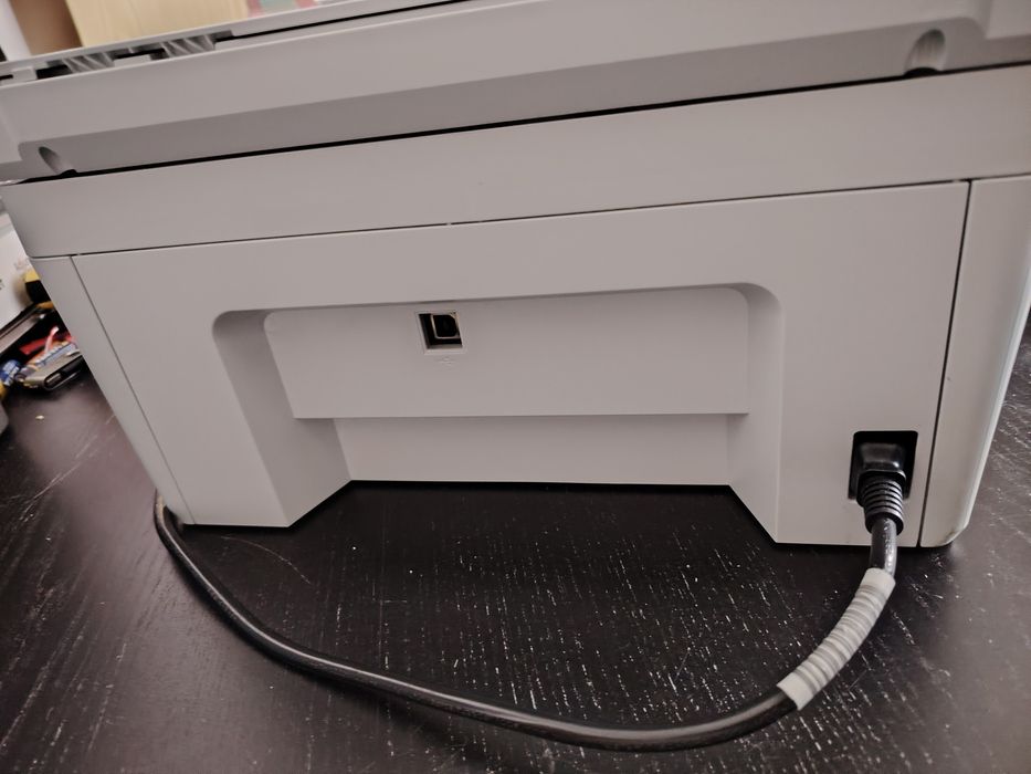 Multifunctionala laser HP LaserJet M140w