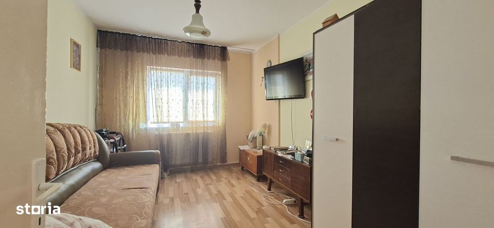 Apartament 3 camere, 77 mp, bloc 1990 – Blocurile S, zona I.F.R.