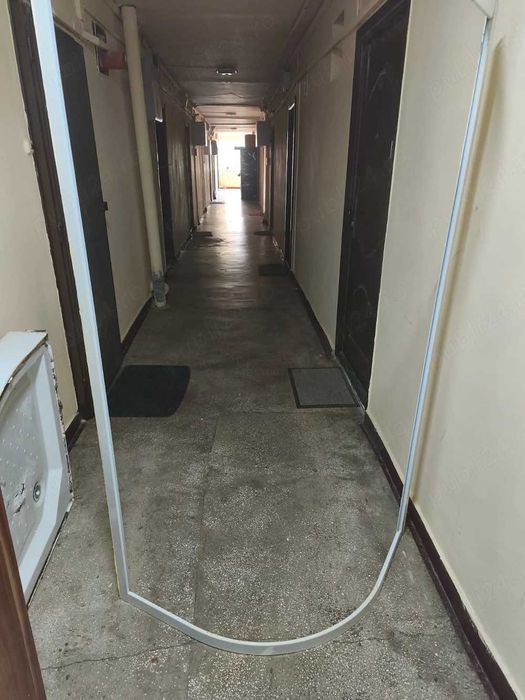 Vând 2 uși de la o cabină de duș - Predare in Calea Buziasului