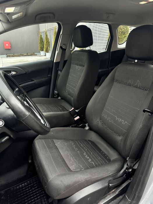 Opel Meriva B - 2014г