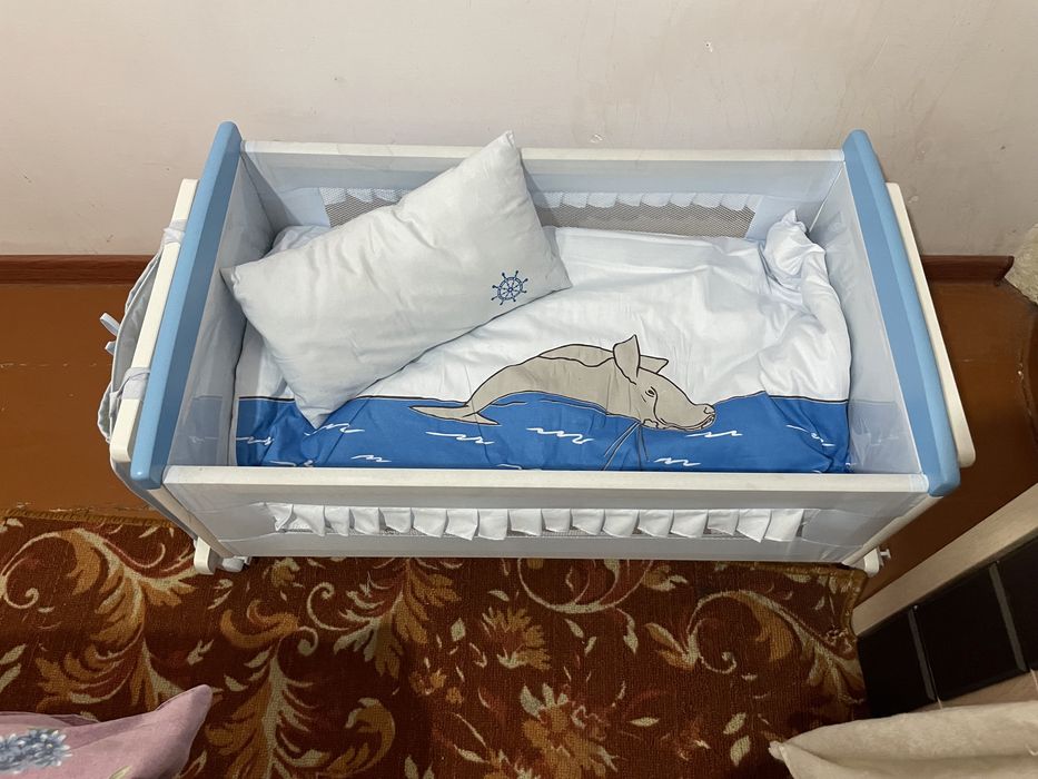 СРОЧНО Продаю кроватку в отличном состоянии !