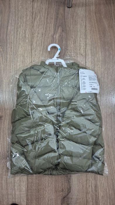 Куртки Юникло НОВЫЕ  ( Uniglo, Оригинал) .
