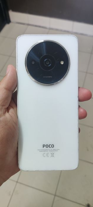 Продам Poco 61..