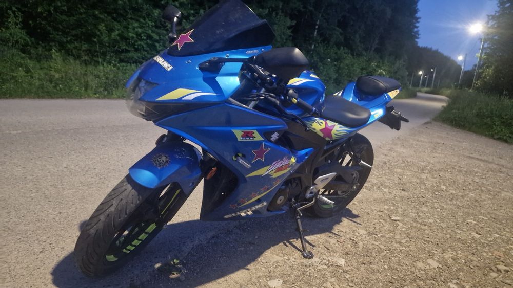 Suzuki gsxr 125  (A1 16 ani) (nu ktm yzf cbr)