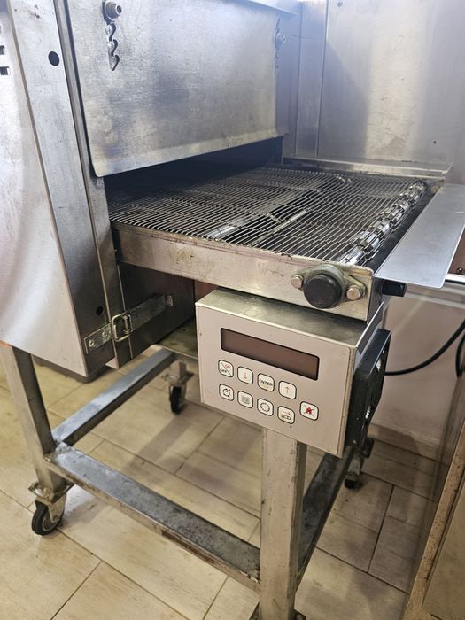 Лентова фурна за пици на газ ,Zanolli, Italy