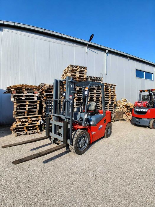 Motostivuitor 3 tone diesel heli rate leasing stivuitor Nou 2026