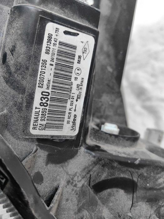 Оригинален фар Opel Vivaro  Renault Trafic