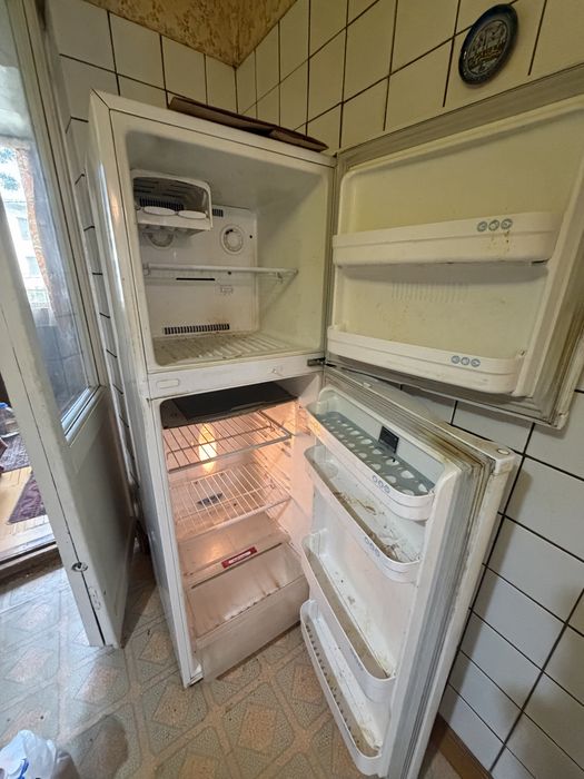 Холодильник LG Electronics бу продам