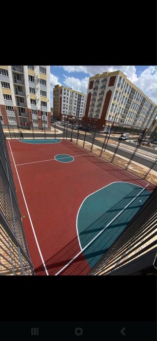 Резиновые покрытие , тартан .