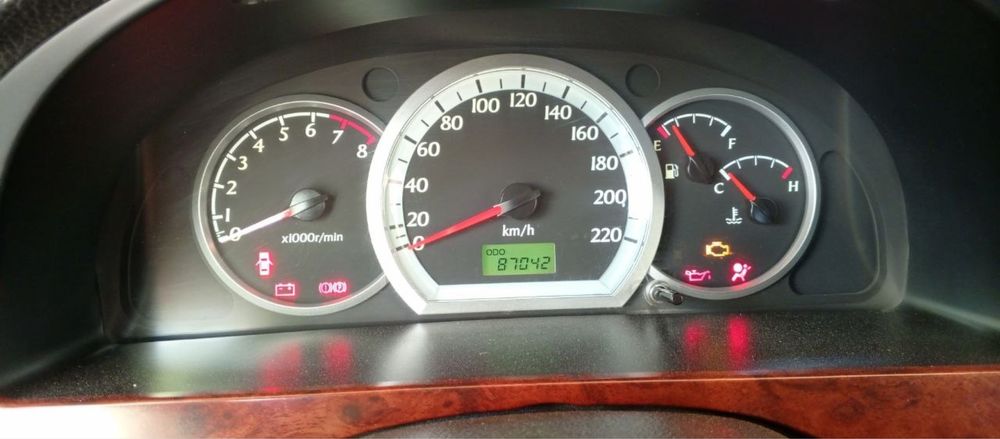 Продаётся Lacetti 1.8