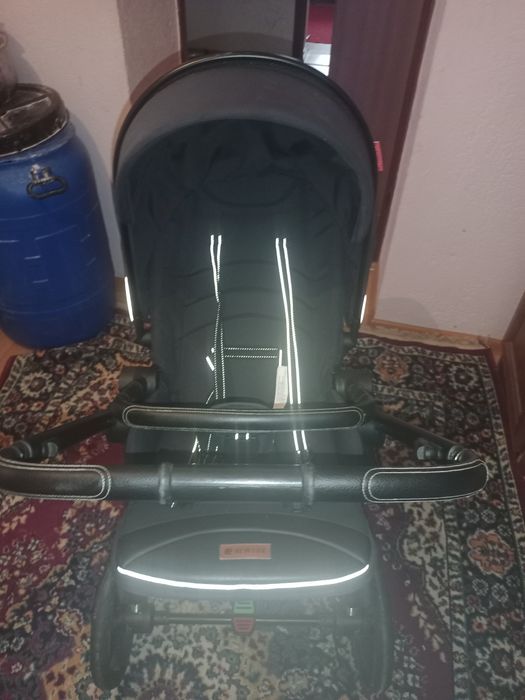 Коляска уйде айдалынған