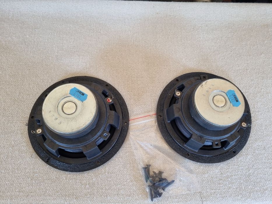 Set Difuzoare Mid/Bass Canton. 4 ohms, 40 watts, 15,4 cm. Impecabile