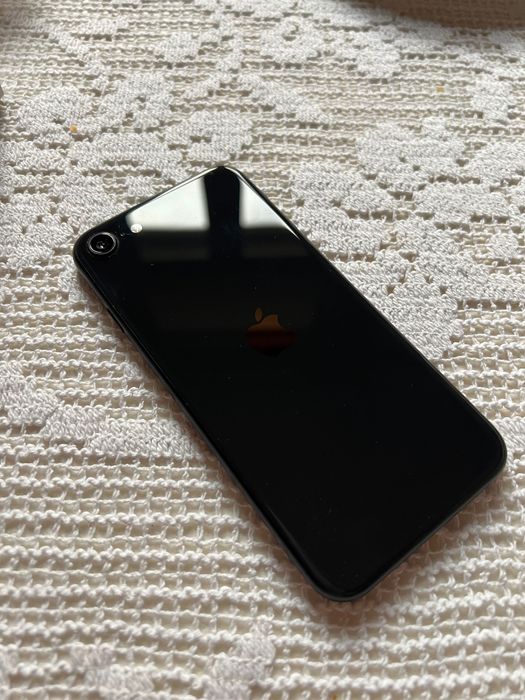 iPhone SE 2020, negru, 64GB