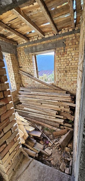 Срочно Чарвокда дача сотилади