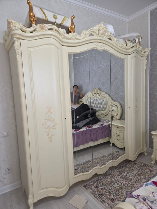Мебель из слоновой кости