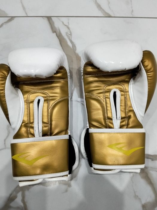 Перчатки Everlast Gold — состояние отличное