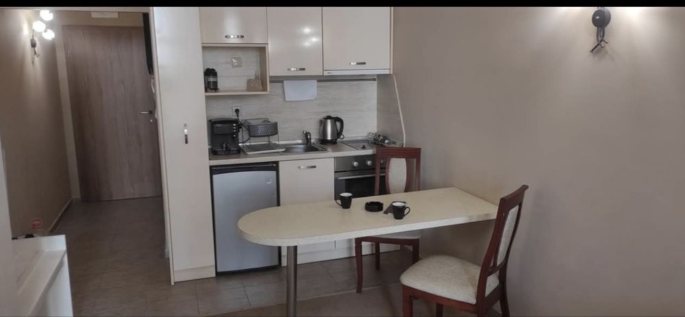 Две студиа за летния сезон в хотел "Феста Поморие"