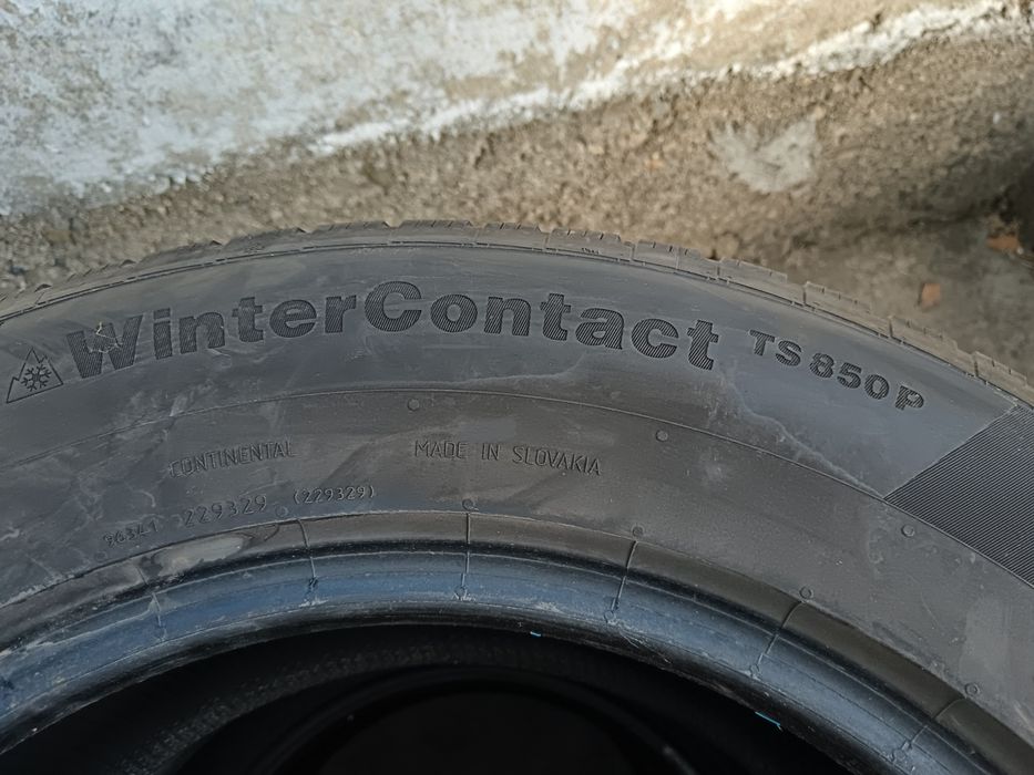 Continental Vinter contact 235/65/17 XL