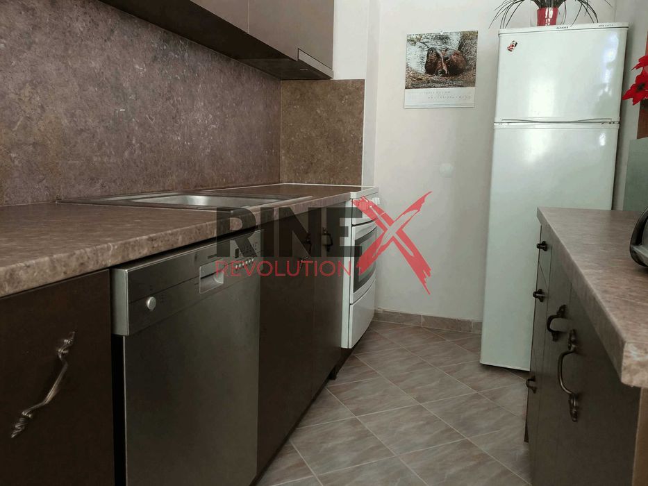 Дава се под наем Тристаен апартамент в Пловдив, Каменица 1 - 115 кв.м за 590 € - Снимка #2