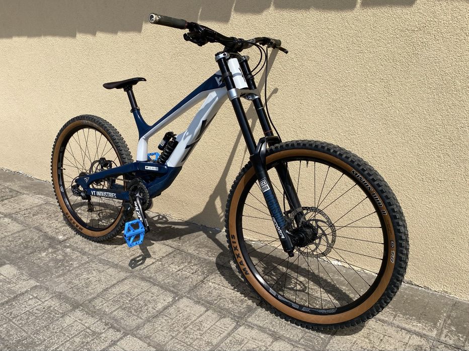 YT tues 2021 27,5 L Неразличимо от Ново!