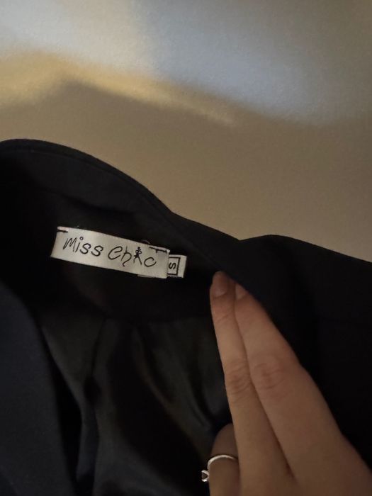 Дамско палто и сако в черно