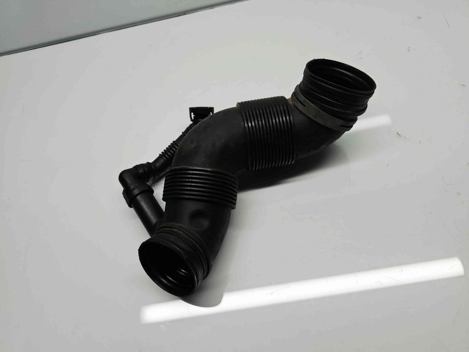 Tub admisie aer  Volkswagen Passat B6 (3C2) [Fabr 2005-2010] 3C0129654