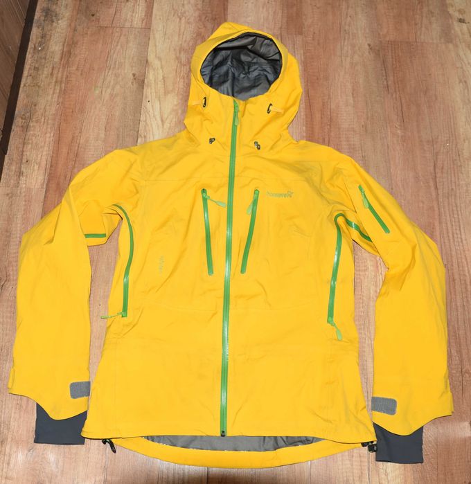 Norrona Lofoten Gore Tex Pro Shell оригинално дамско яке, размер L