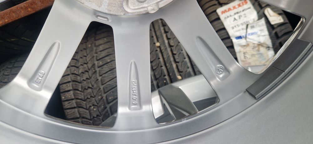 Jante Volkswagen de R 17 inch, modelul Dijon