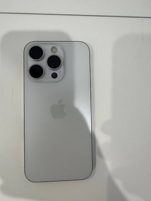 iPhone 15 pro 128gb