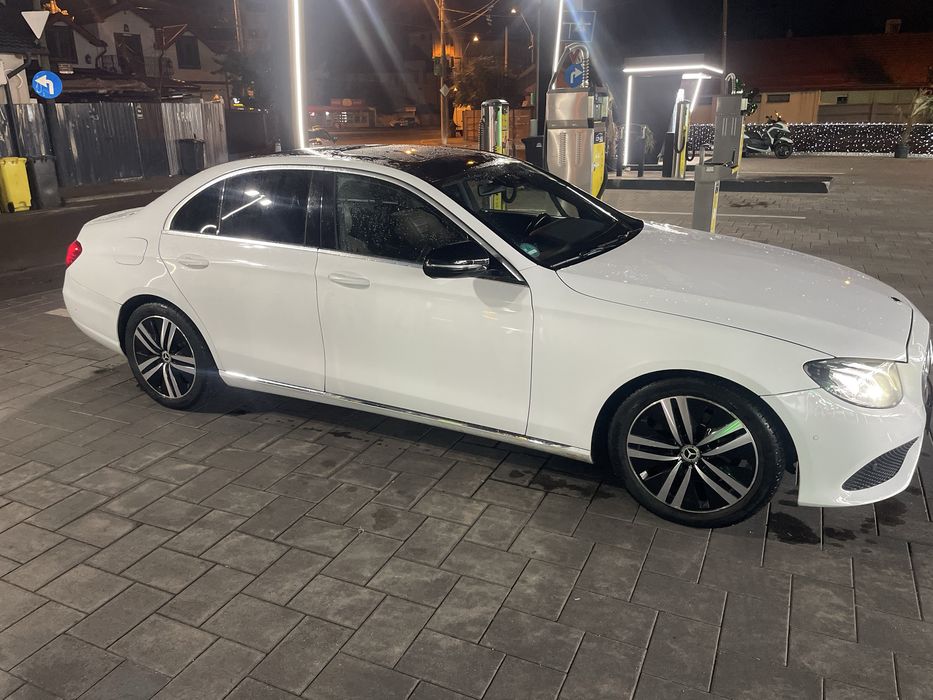 Mercedes E 200  W213