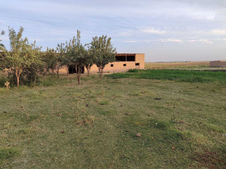 Yer uchaskasi sotiladi srochniy.