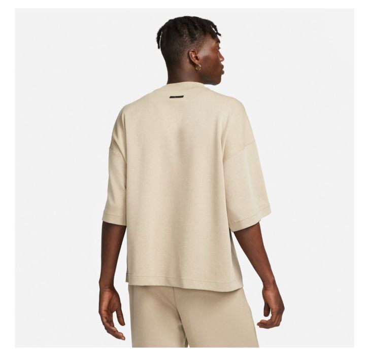 Футболка свободного кроя Nike