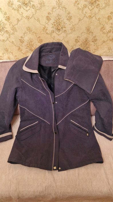 Женская демисезонная куртка. Б/У. Размер xl.: 60 000 so’m