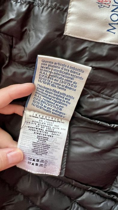 Пухено яке Монклер с яка естествен косъм