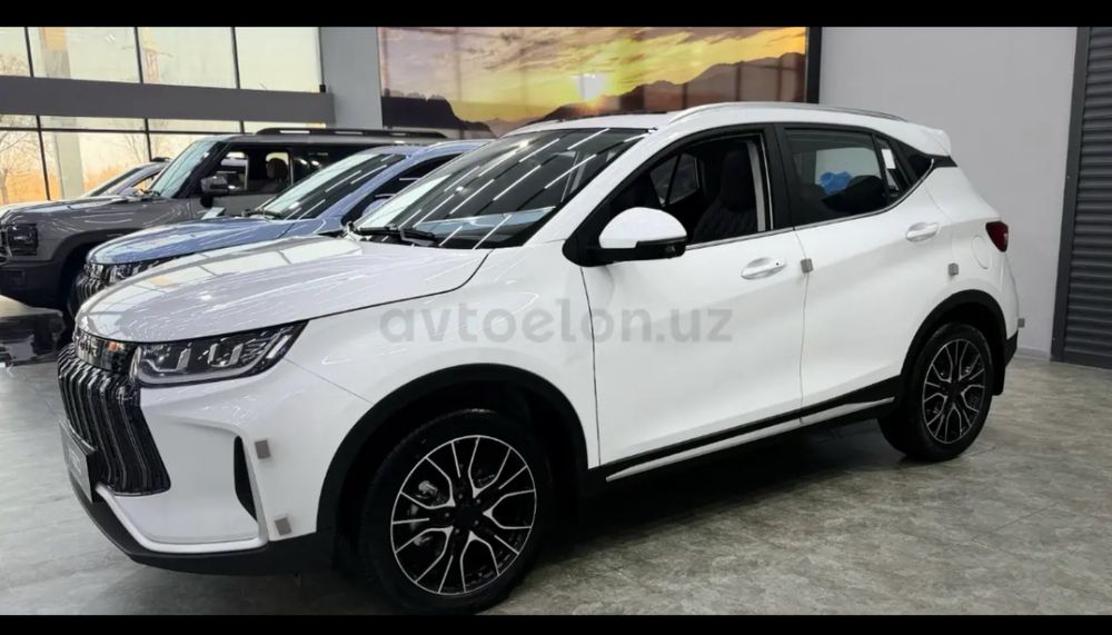 Продаю свою нововую машину с минимальным пробегом