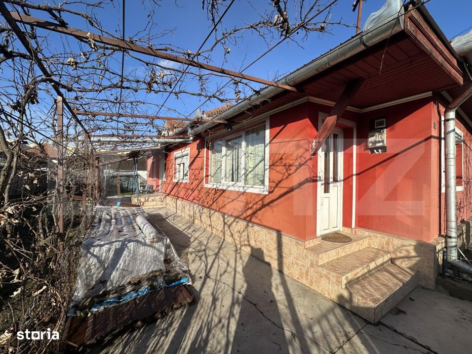 Casa pe un nivel, 3 camere, curte + anexe, ideala pentru personalizare