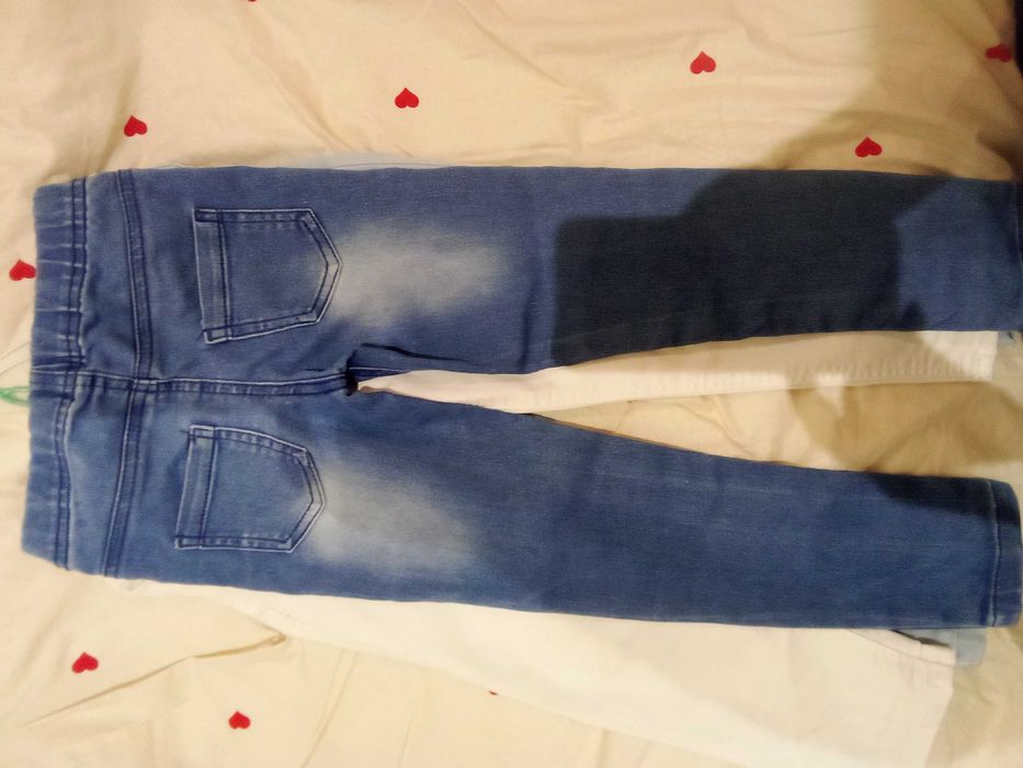 Дънки Zara за момиче 5-6 г.-5 лв.