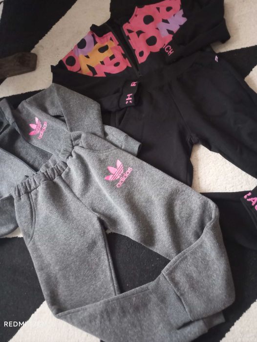 Детски анцузи.Цената е обща.