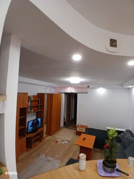 De inchiriat Garsonieră - Intersecția bulevardul C Brâncoveanu cu