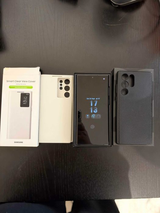 Samsung S22 Ultra + Кейсове